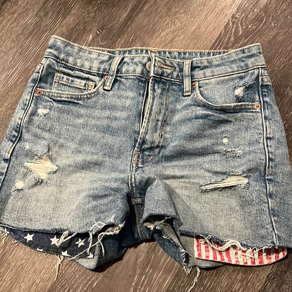 Old Navy Shorts with decorated inner pocket